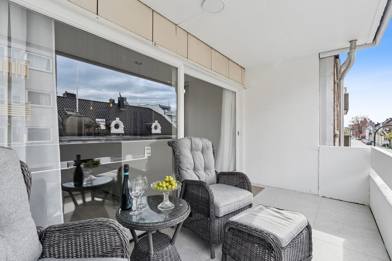 På balkongene har man gode solforhold med sol fra morgen til kveld. Galleribilde