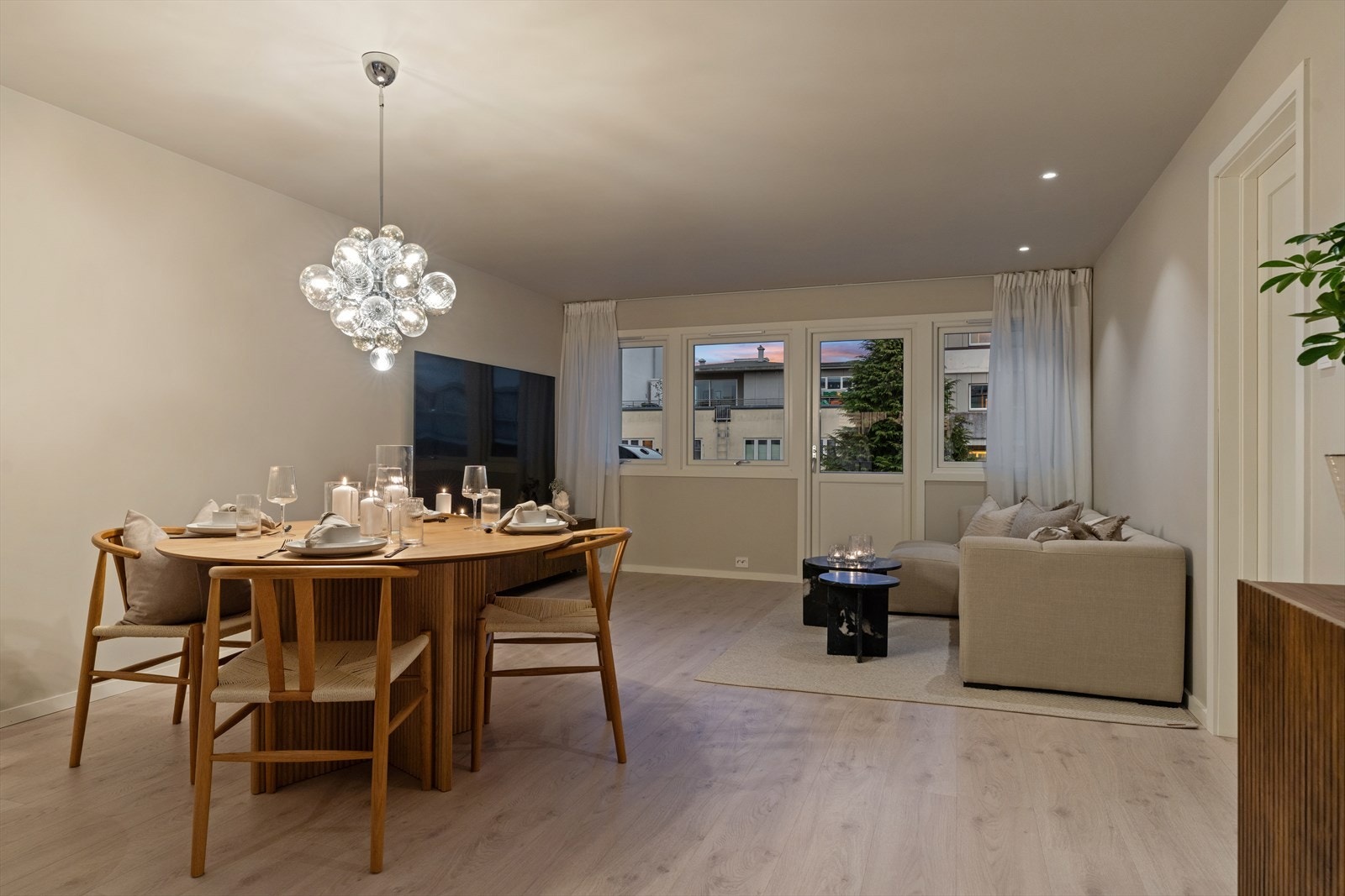 Kveldsstemning. Galleribilde