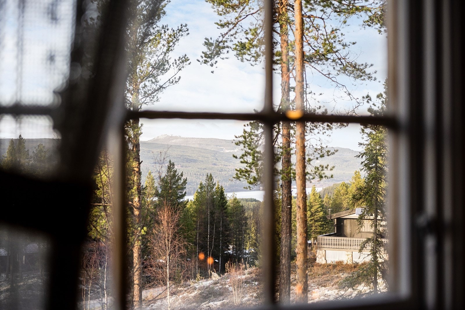 Fra spisebordet kan man også se den flotte utsikten! Galleribilde