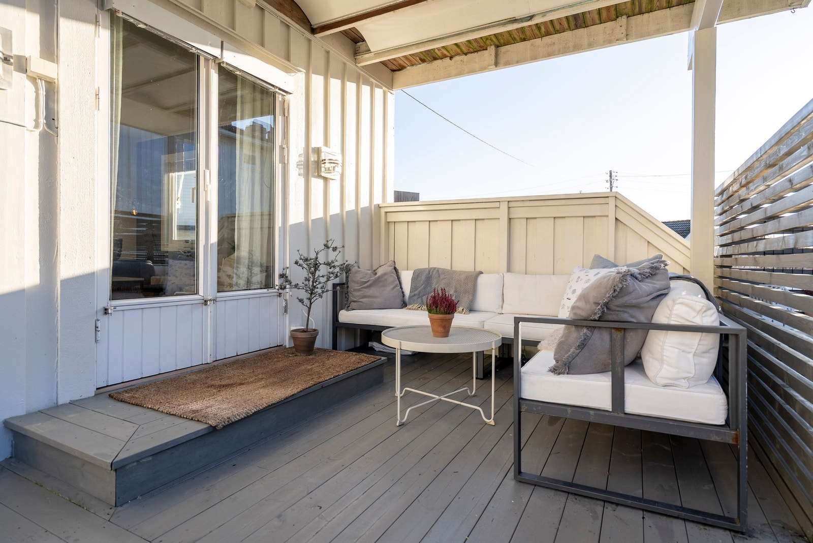Fint også med overbygg over deler av terrassen Galleribilde