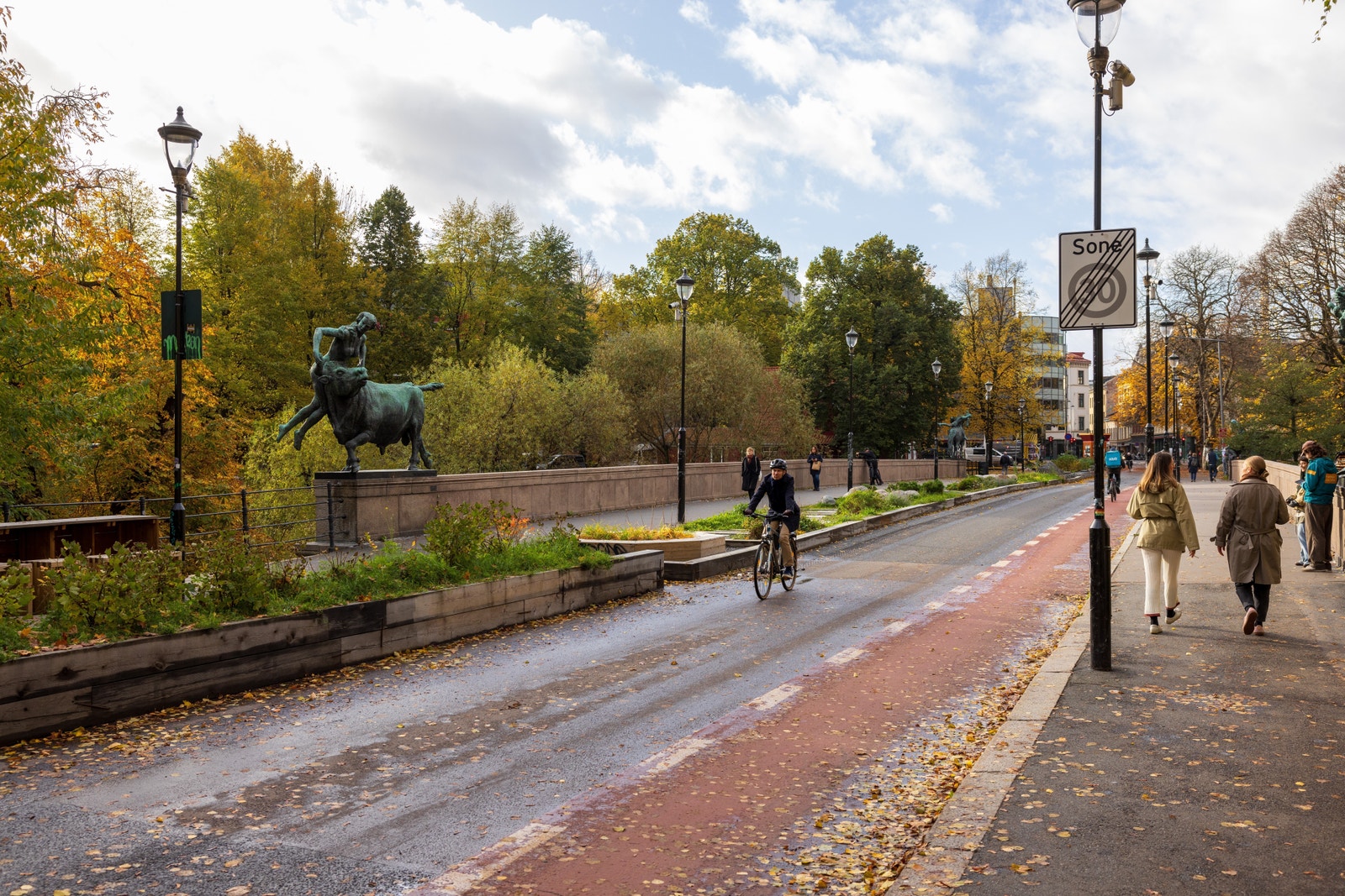 Eventyrbrua binder Torggata og Grünerløkka sammen Galleribilde