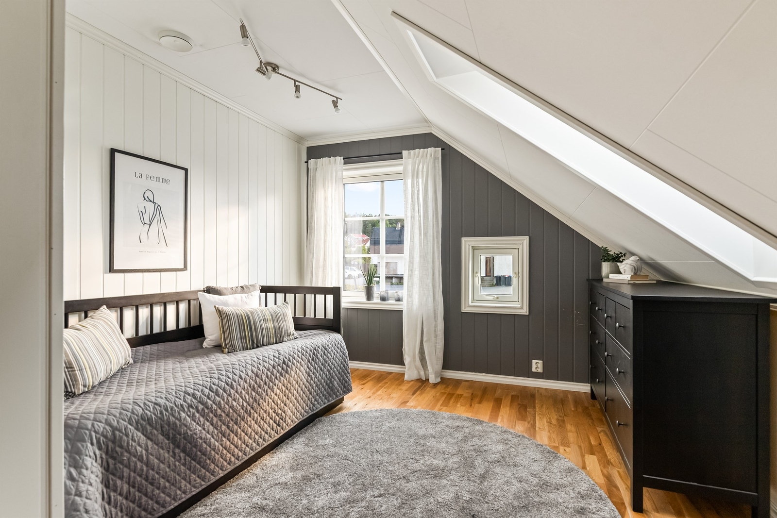 Soverom nummer fire. Galleribilde