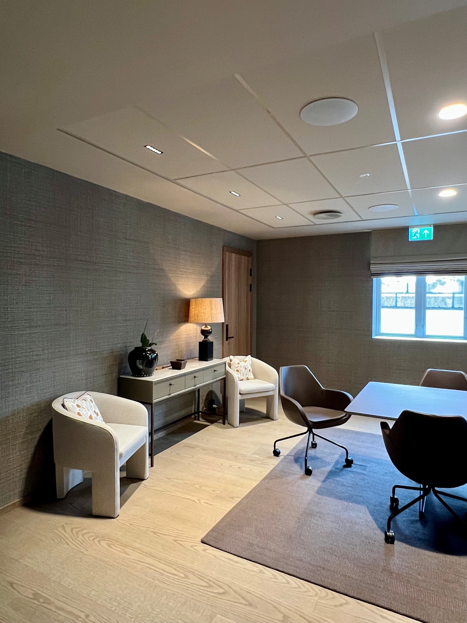 Møterom i hovedhus Galleribilde