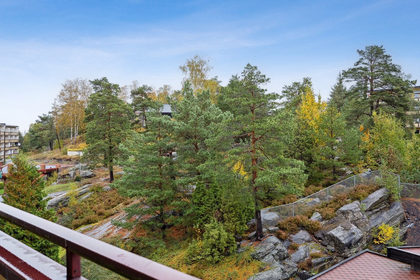 Det er to balkonger. Galleribilde