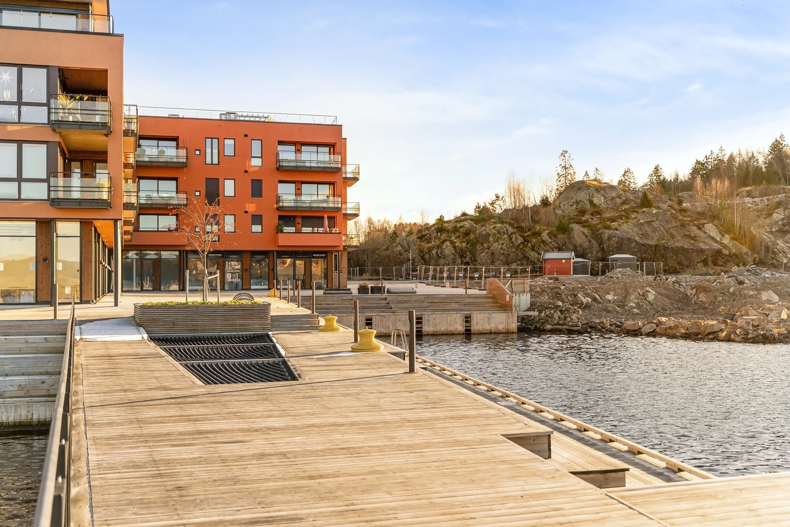 Fantastisk sted for soling, morgenkaffen eller en dukkert på varme sommerdager Galleribilde