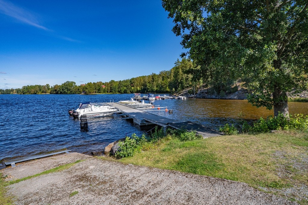 Flinks A?kervägen 4FG SLM05153 web.jpg Galleribilde