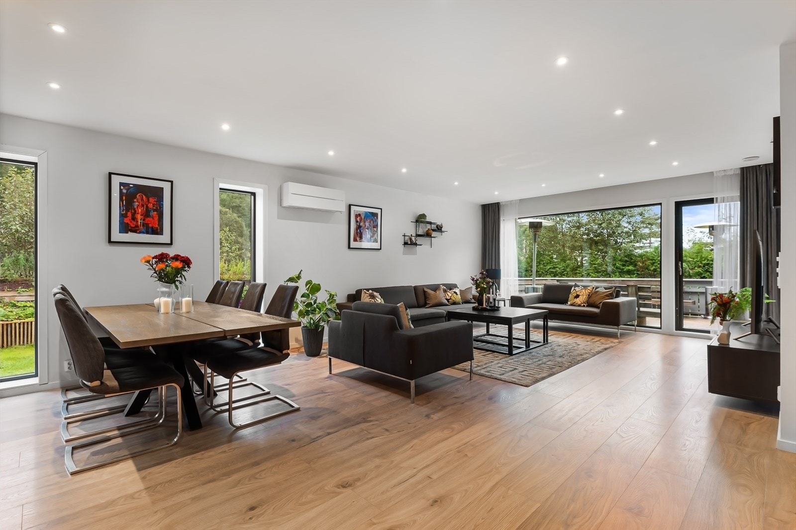 Velkommen til Underlandsveien 74 - Presentert av Odd Andre Engh hos Aktiv Asker. Galleribilde