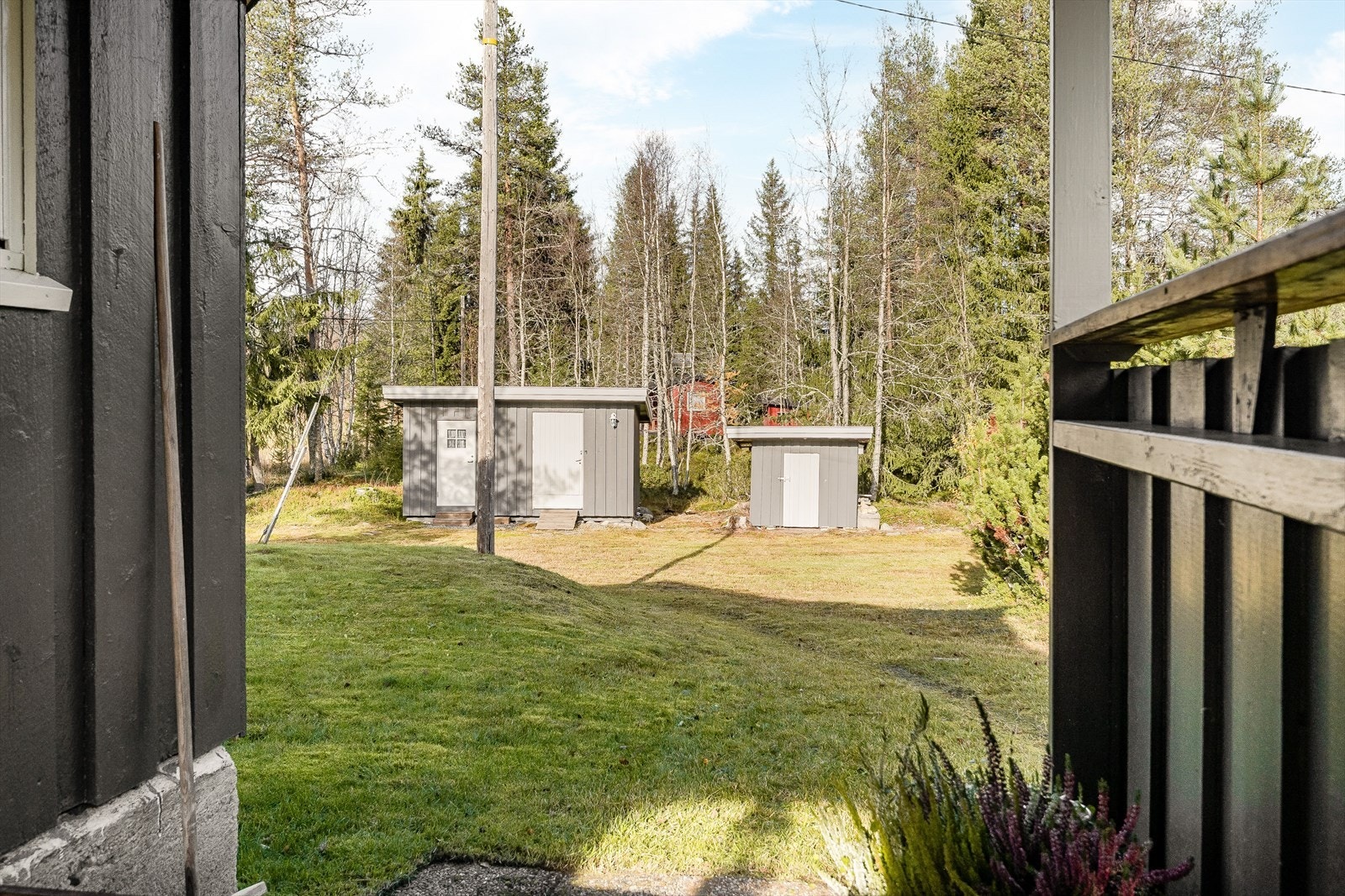 Eiendommen er også bebygd med et anneks fra 2012/13 og en vedbod med gulvareal på ca. 6m². Galleribilde