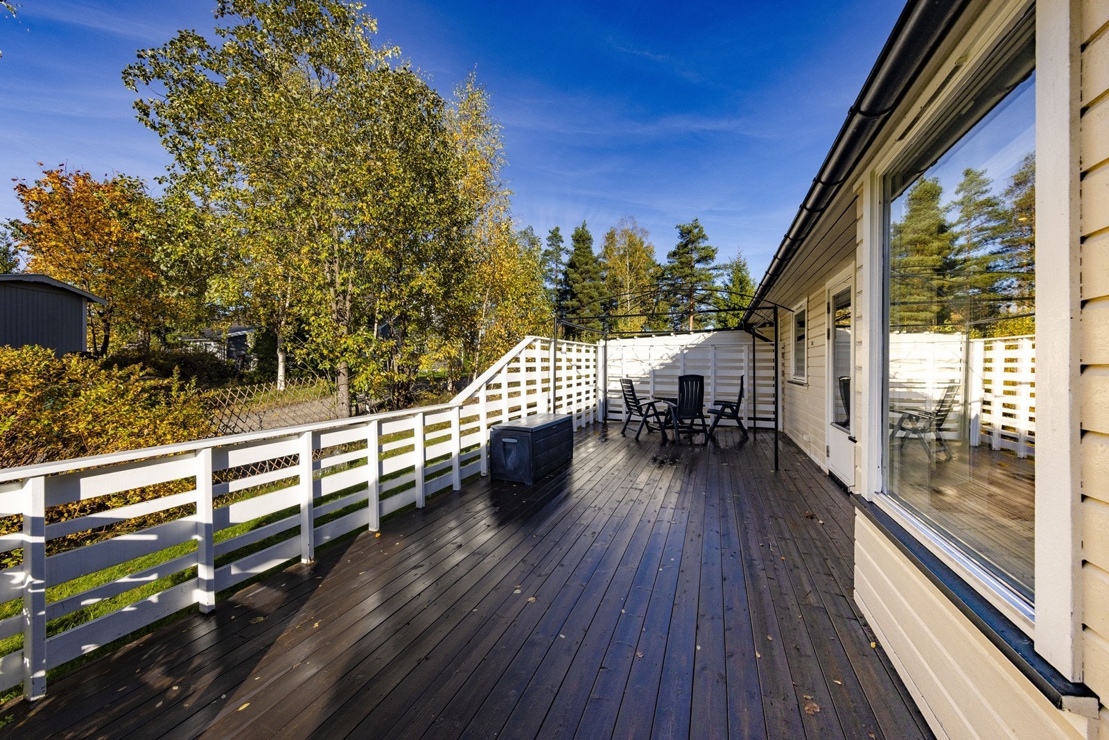 Boligen har en romslig terrasse på hele 51 kvm. Galleribilde