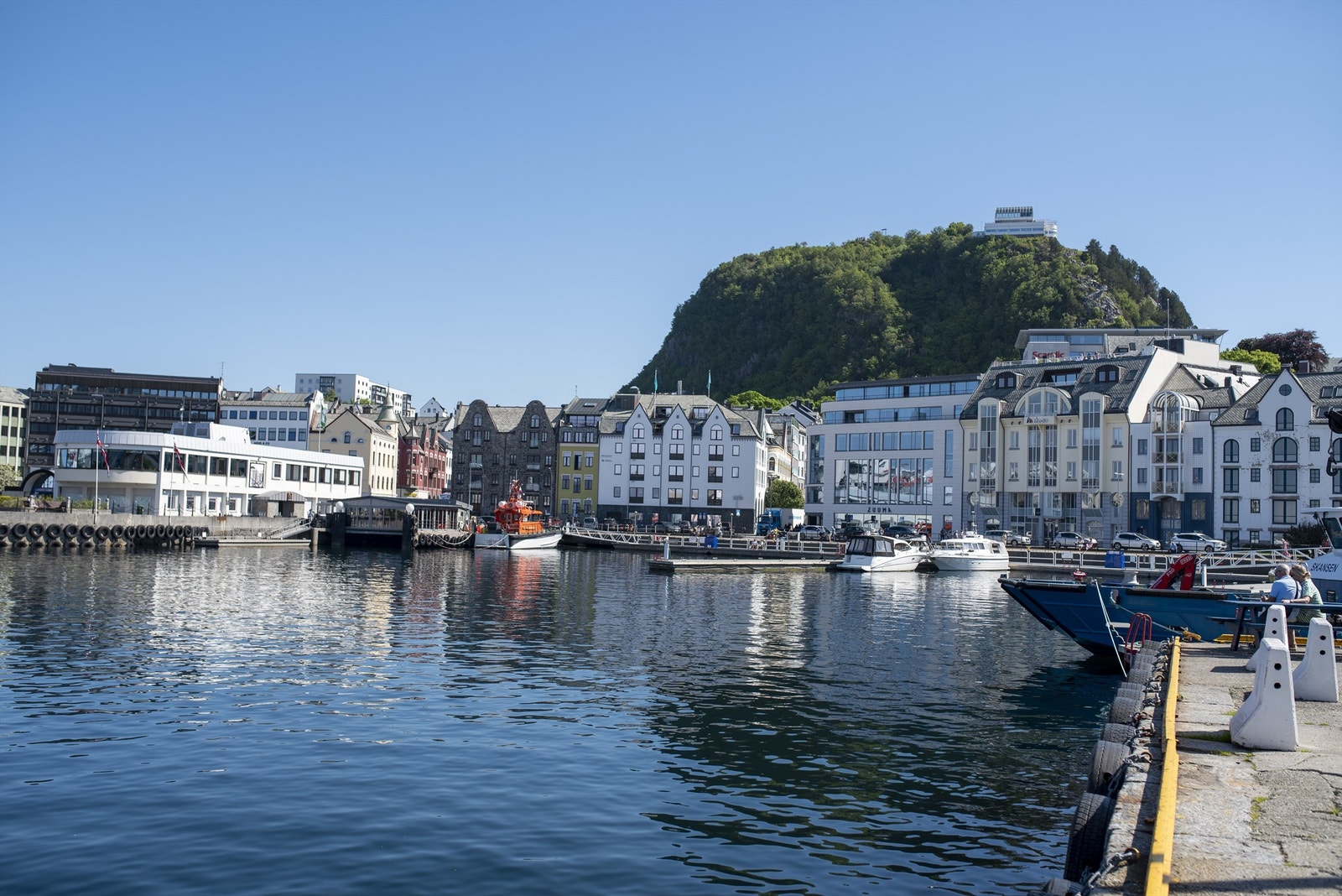 Bo i hjertet av Norges vakreste by Galleribilde