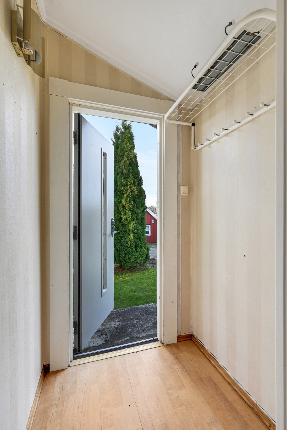 Den ene inngangen Galleribilde