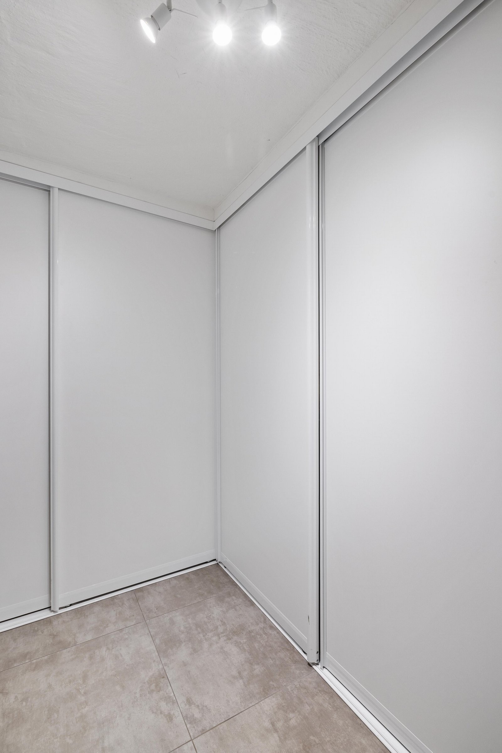 Omkledningsrom. Galleribilde