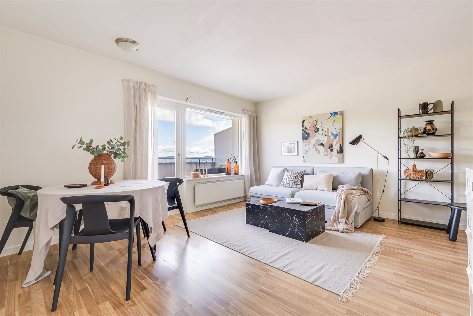 Velkommen til Bergensveien 4. Boligen presenteres av Silje Heggø og Joachim Lindhjem i Nordvik Bolig. Galleribilde