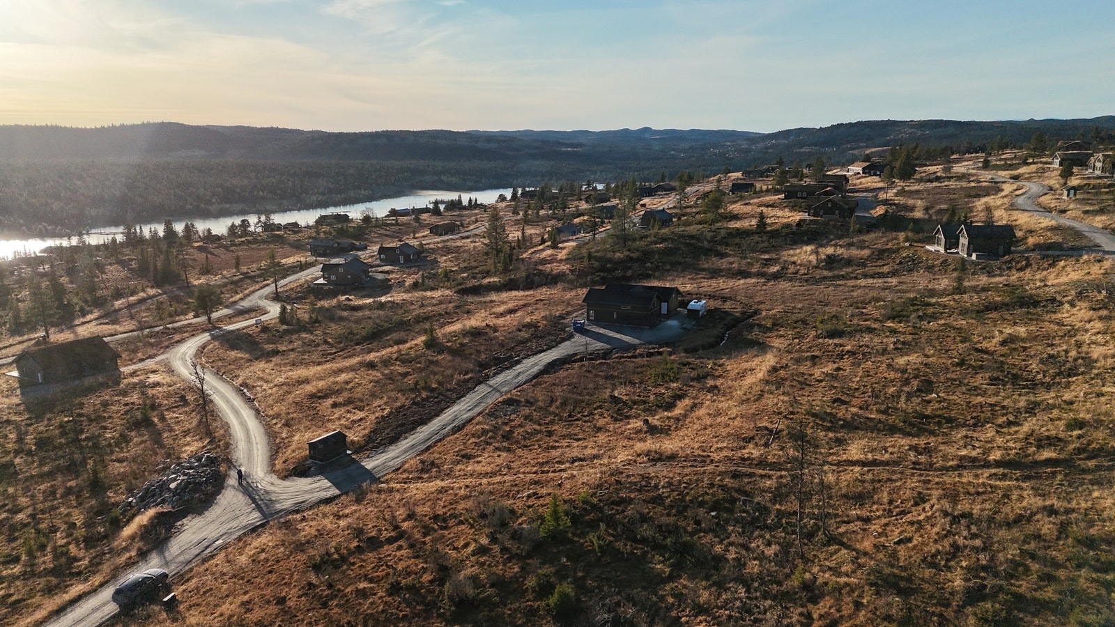 Stor hytte med flott beliggenhet på idyyliske Myking Galleribilde