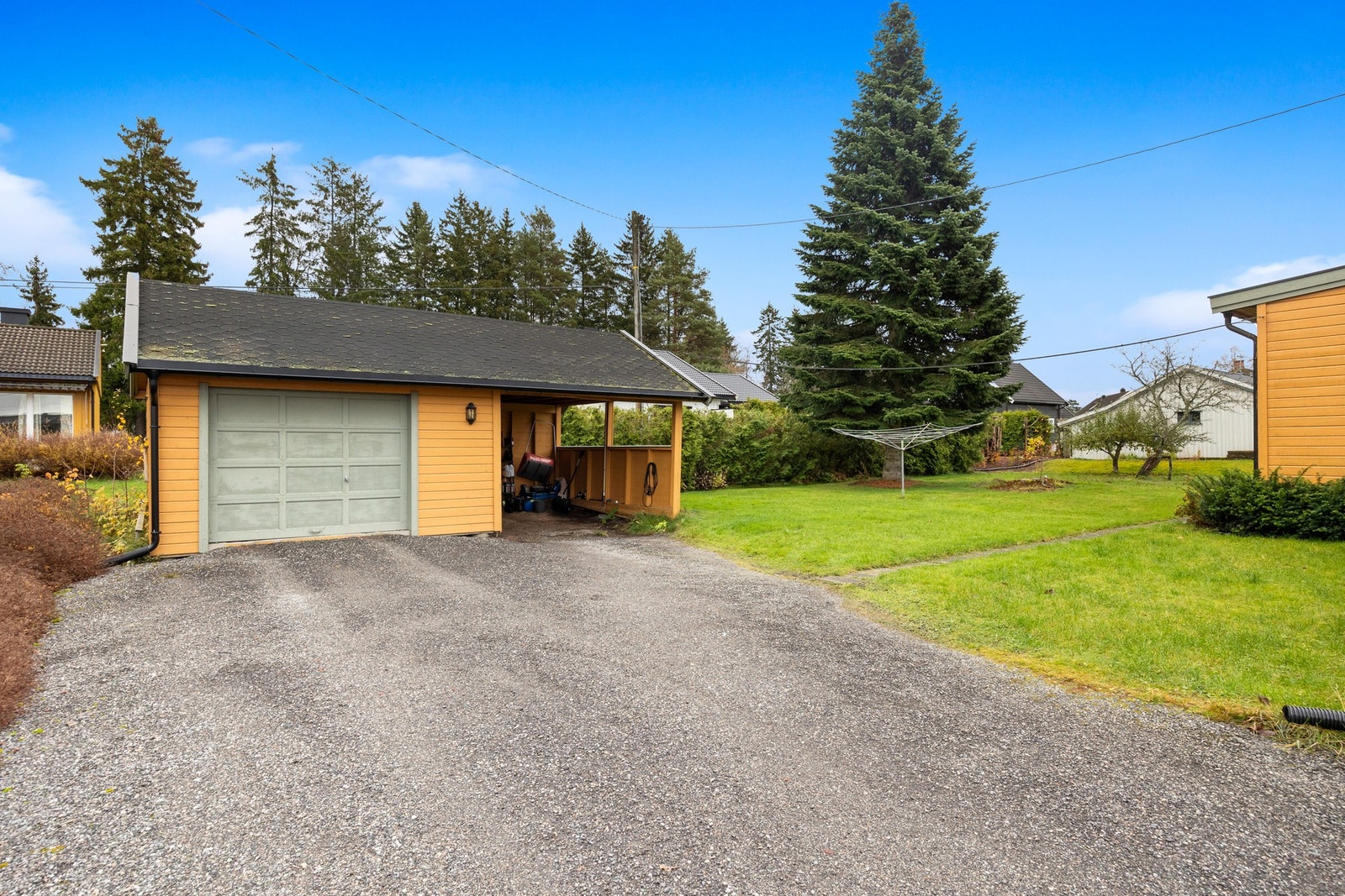 Garasje og carport Galleribilde