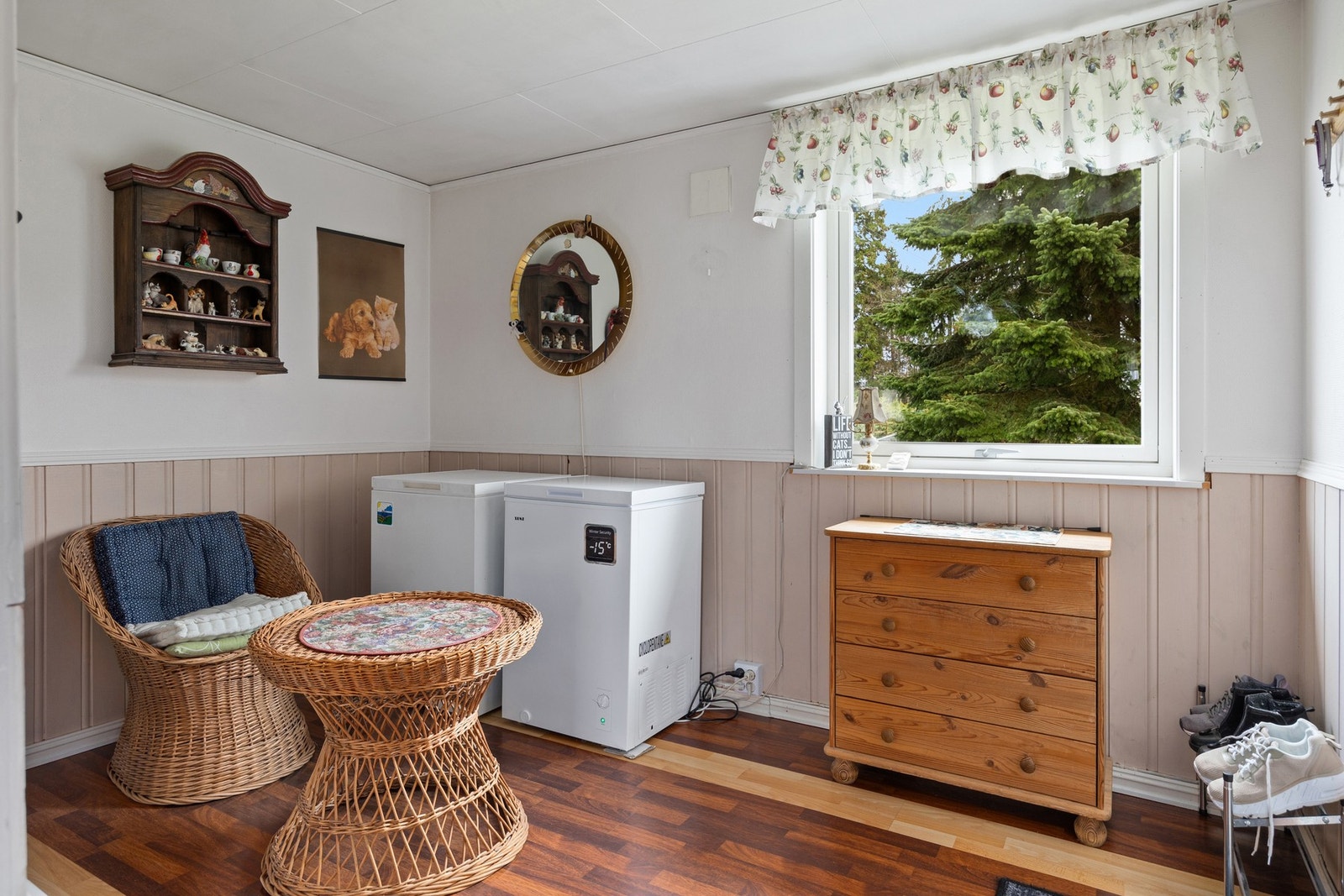 Romslig entré 7B Galleribilde