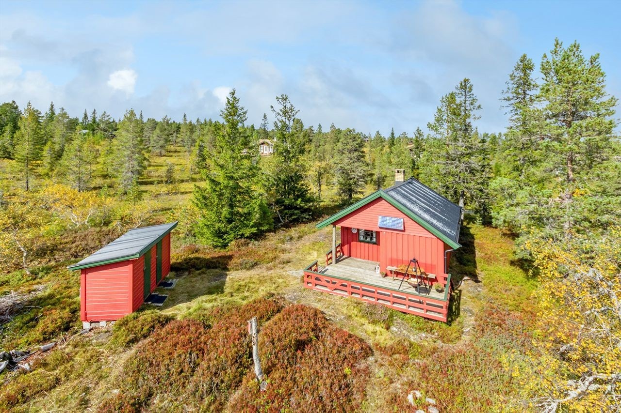 En ideell beliggenhet for friluftsliv, med langrennsløyper og Budor Skianlegg kun få minutter unna. Galleribilde