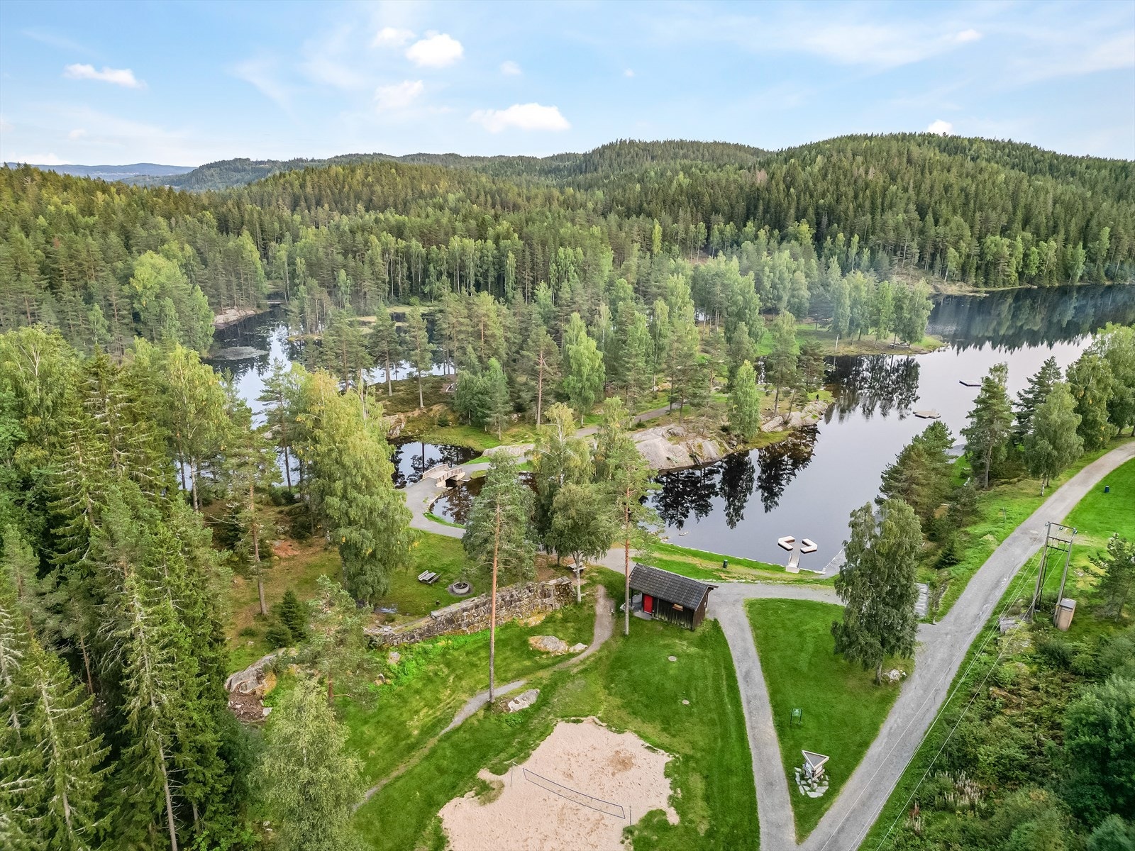 I Rælingen finner du Myrdammen med flotte bade- og fiskemuligheter. Galleribilde