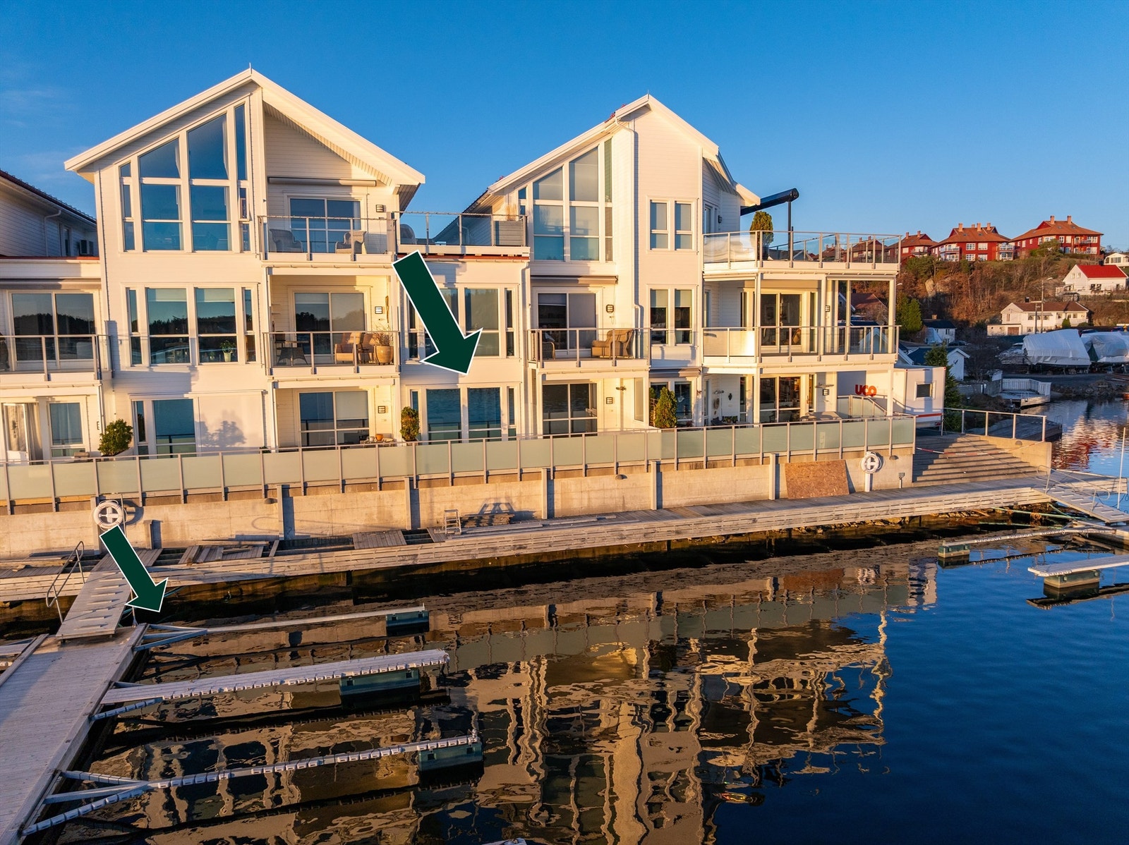 Båtplass nr. 11 tilhører og er ca. 3 meter bred (3x6). Galleribilde