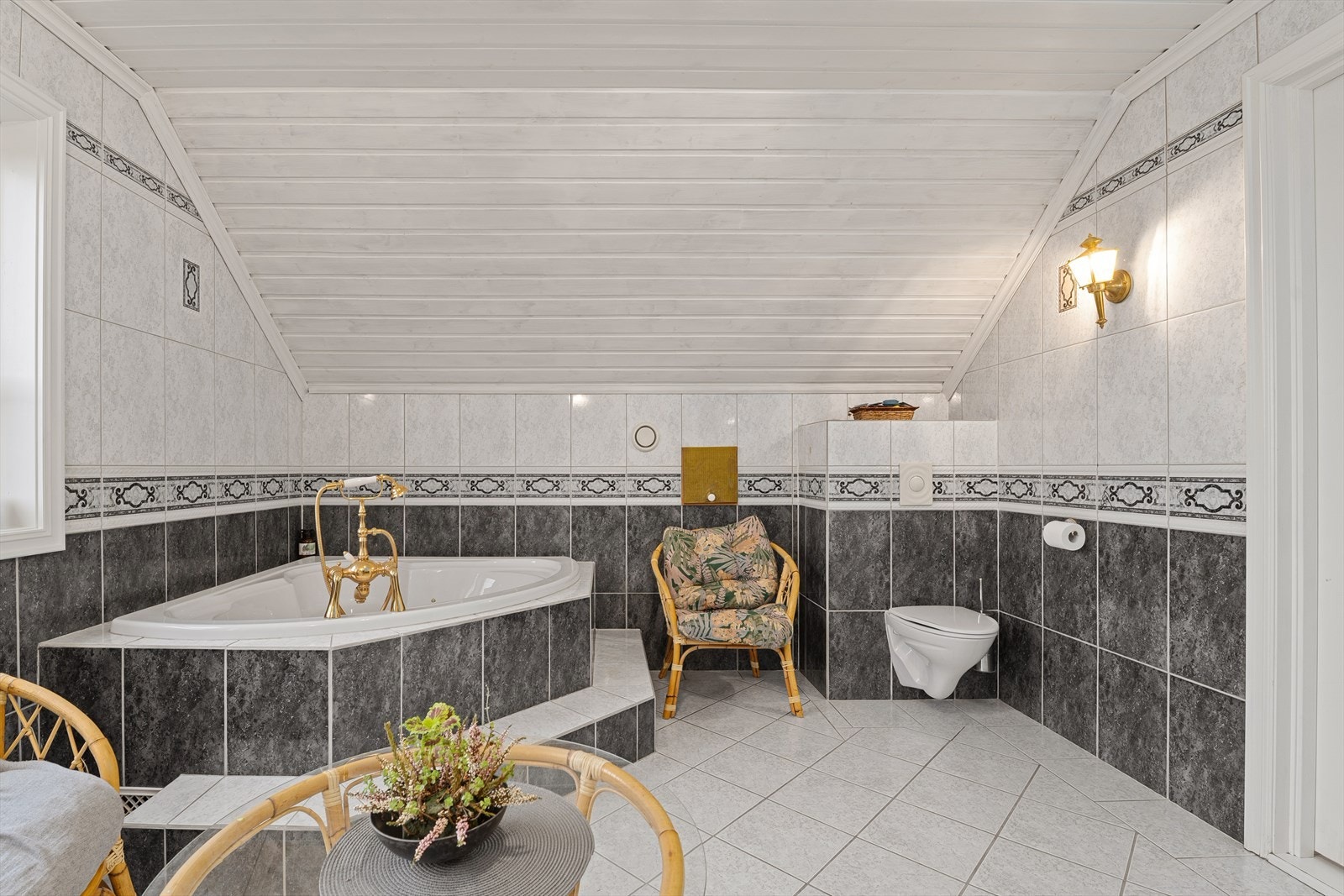 Her får du både badekar og dusj Galleribilde