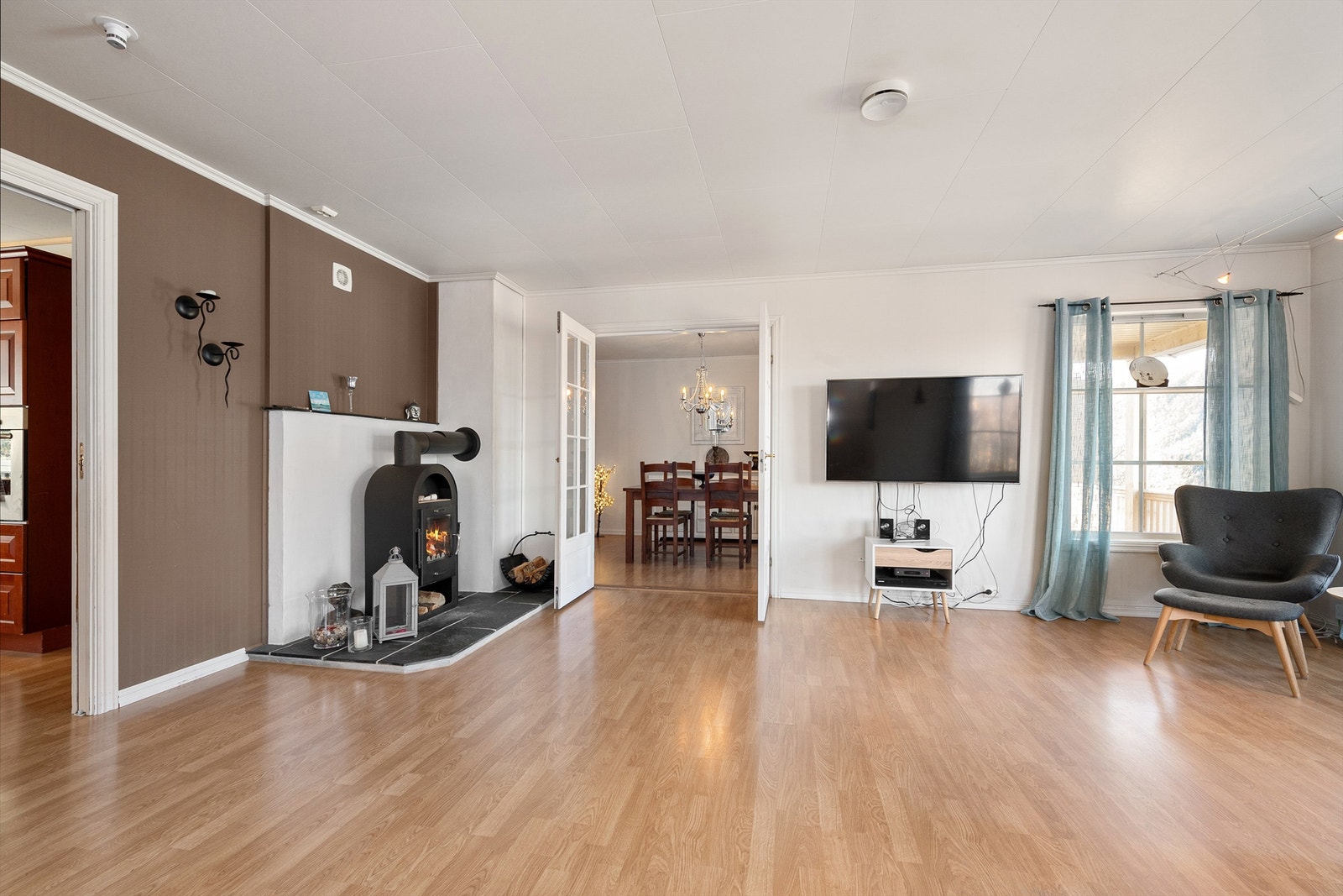 Fra stue mot spisestue Galleribilde