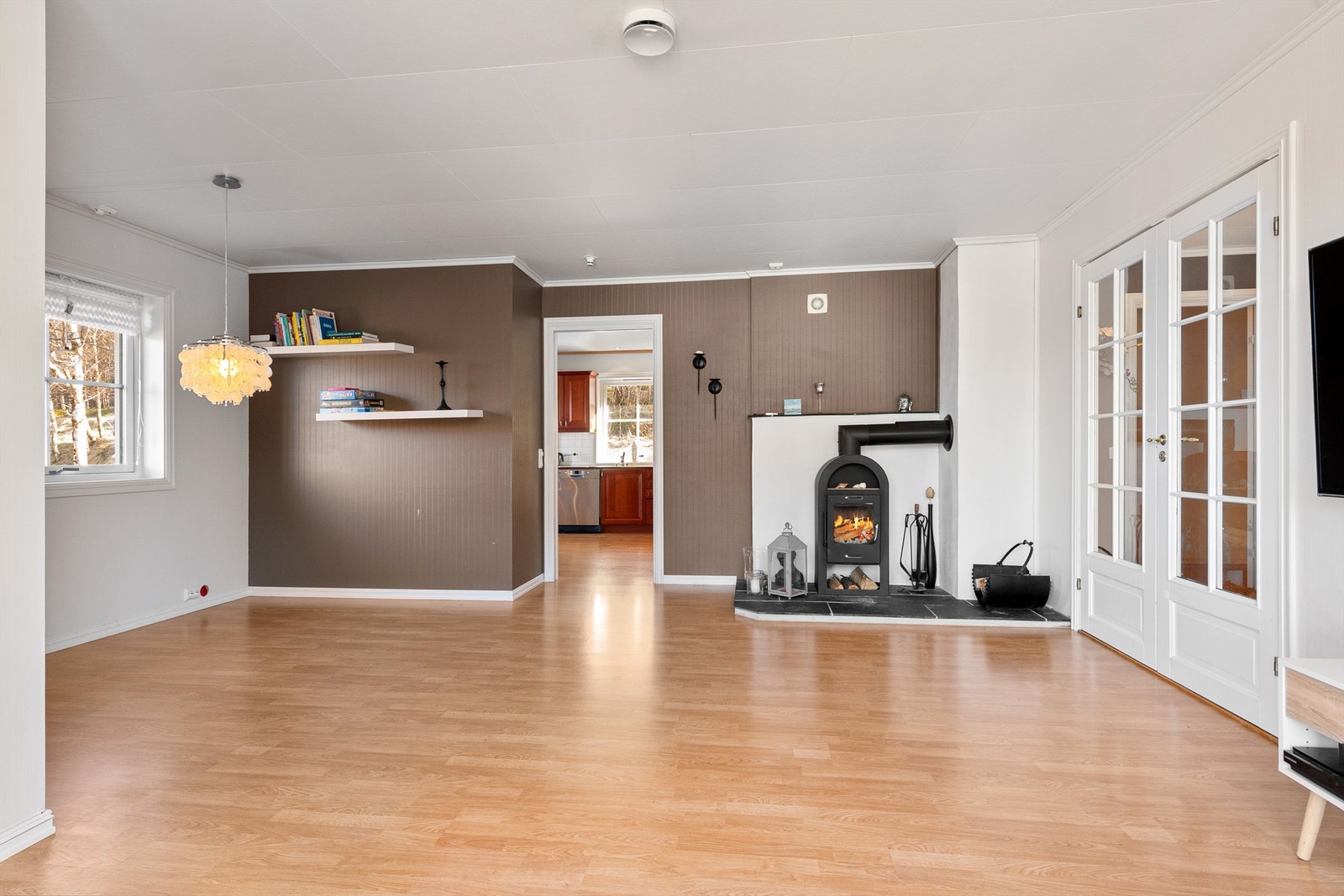 Fra stue mot kjøkken Galleribilde