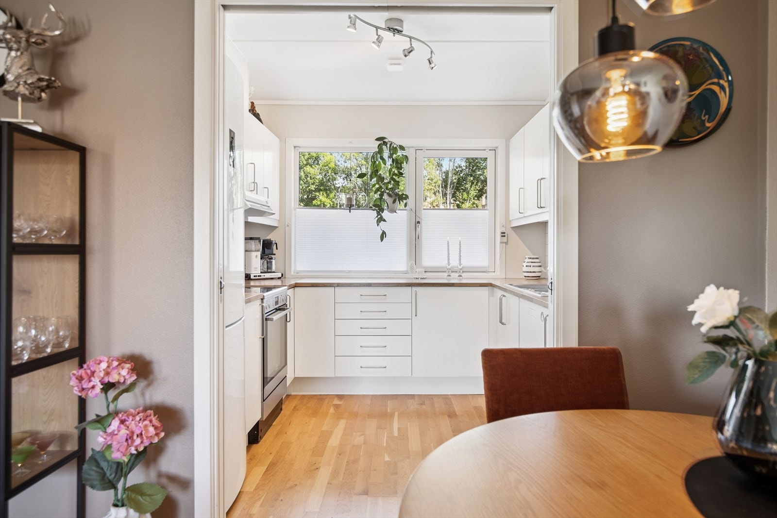 Her kan man samle venner og familie til en hyggelig middag. Galleribilde