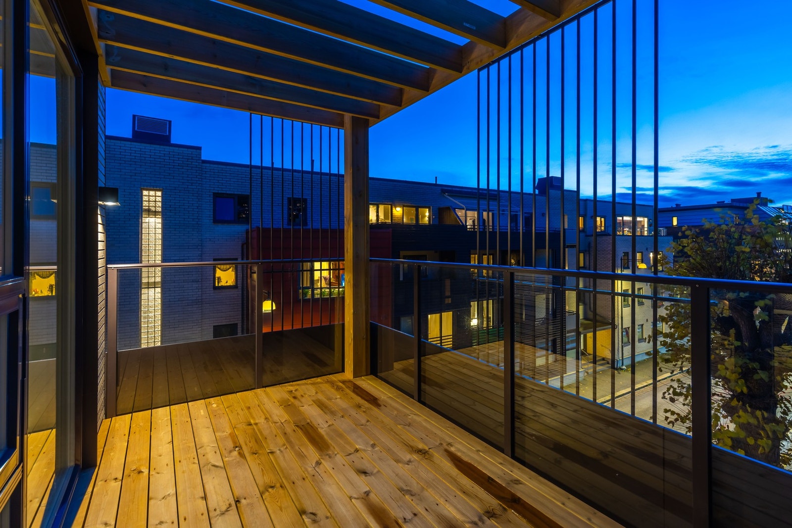 Leiligheten har en herlig balkong på 9,5 kvm. Galleribilde