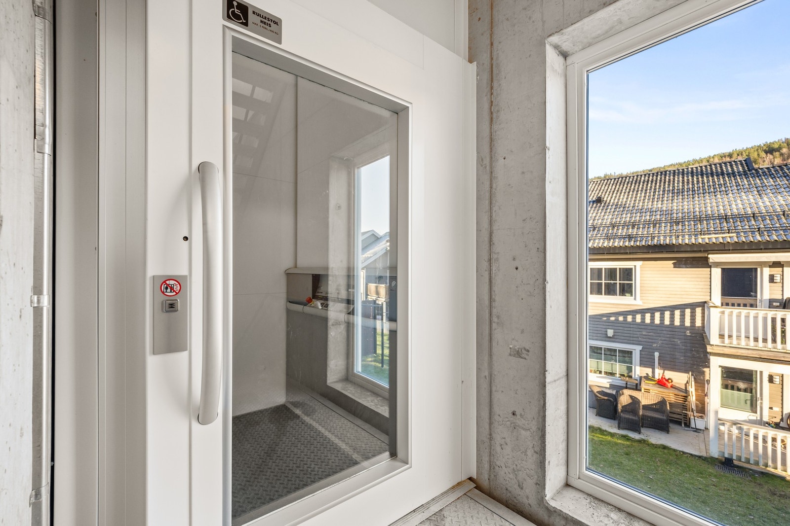 Det er serviceheis i parkeringsbygget Galleribilde