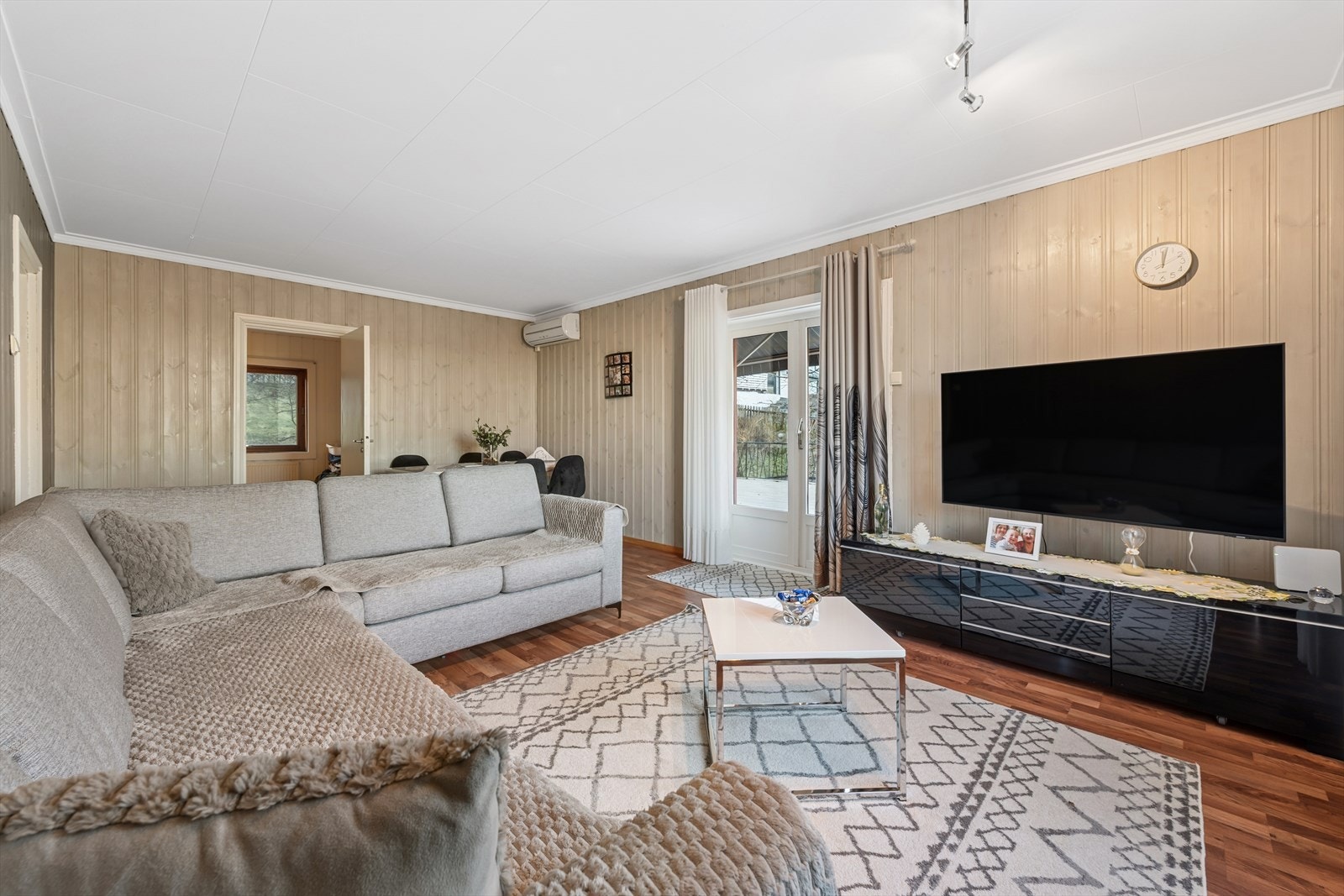 Den gode utformingen gir deg mulighet til å innrede oppholdsrommet etter eget ønske. Galleribilde