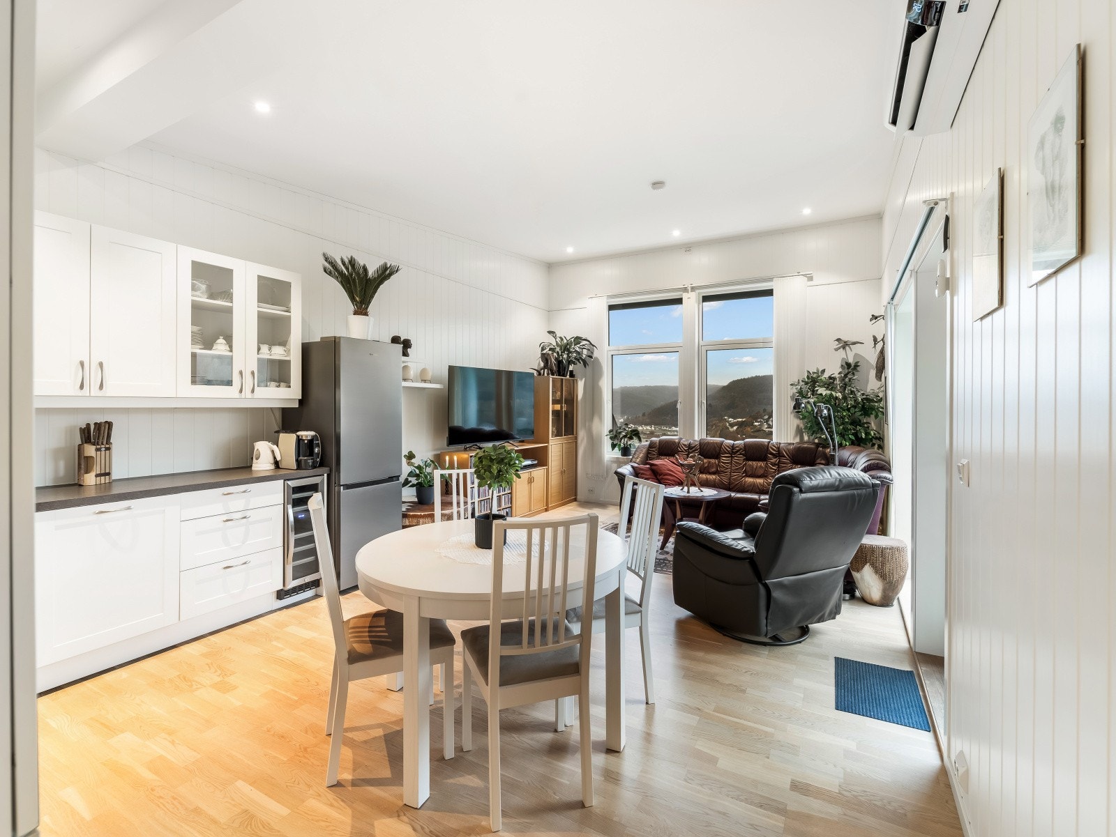 Kjøkken og stue Galleribilde