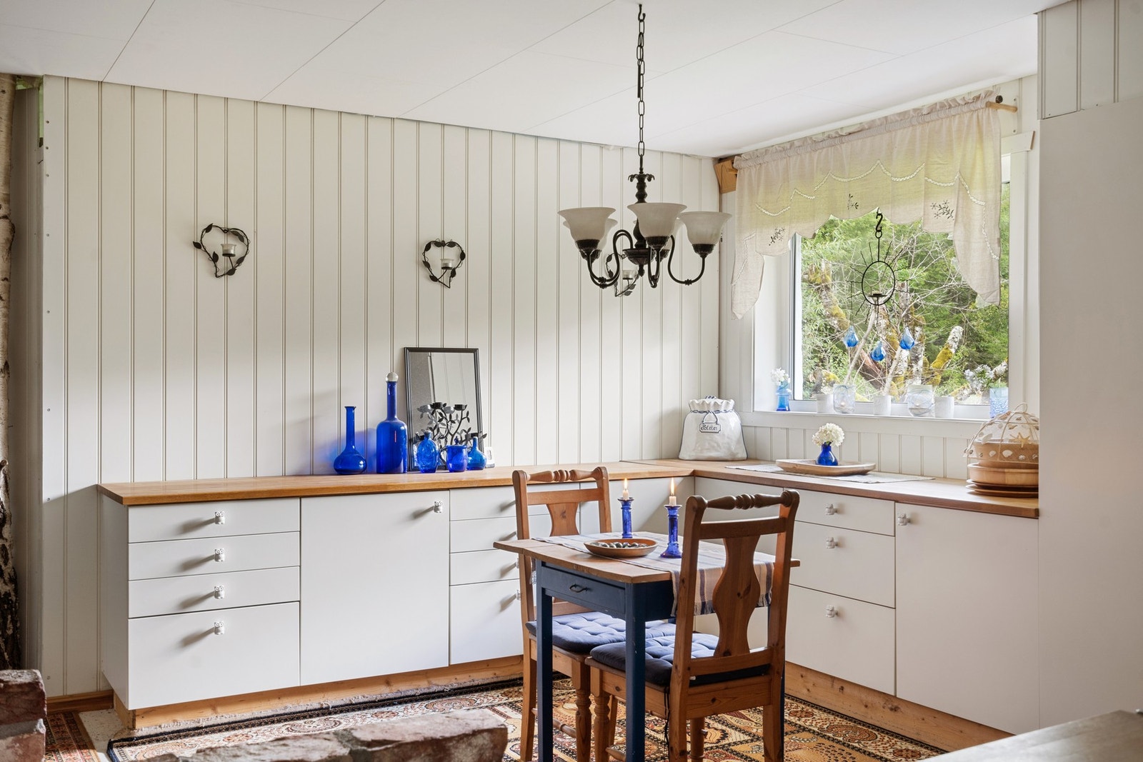 Kjøkkeninnredning fra Epoq fra 2014 Galleribilde