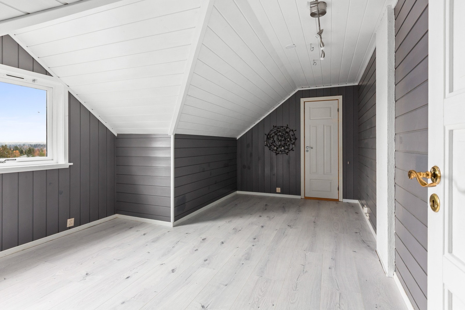 Soverom 2. etg. Galleribilde