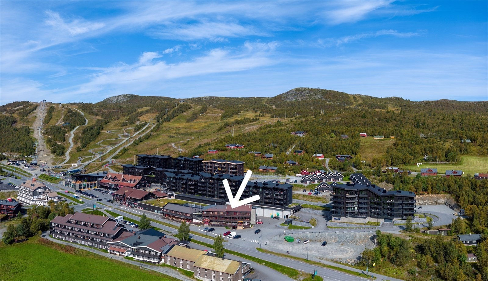 Frittliggende leilighetsbygg, opprinnelig hotell. Galleribilde