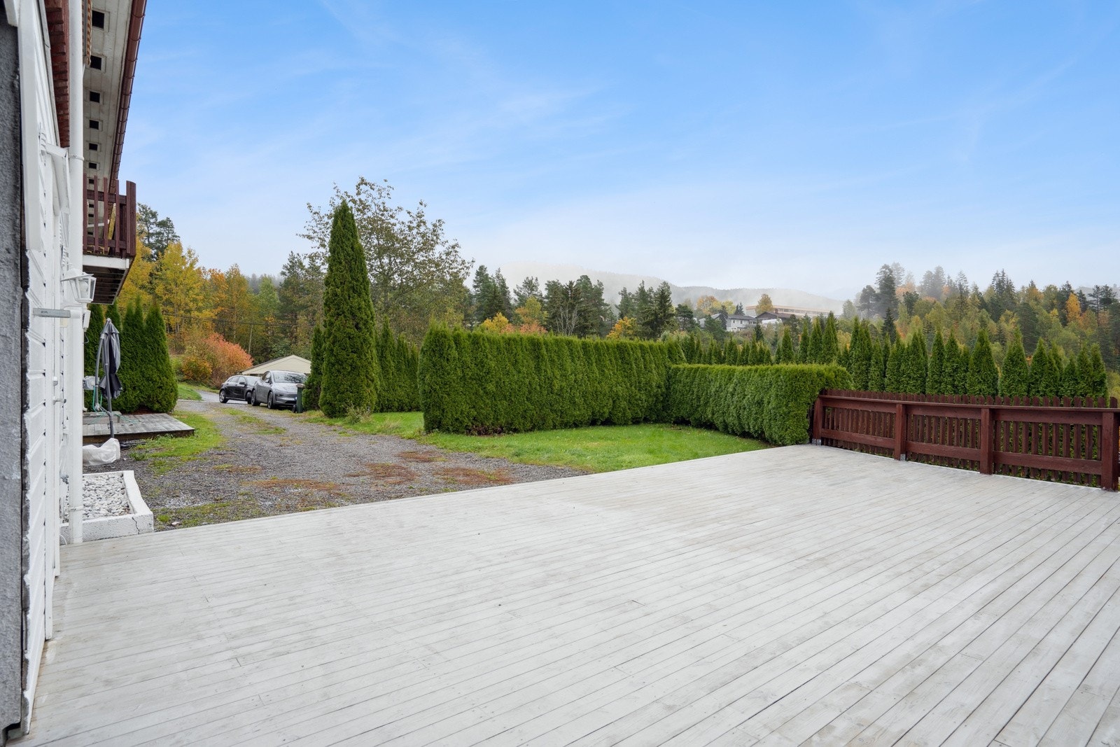 Terrassen er på ca. 70 kvm. Galleribilde