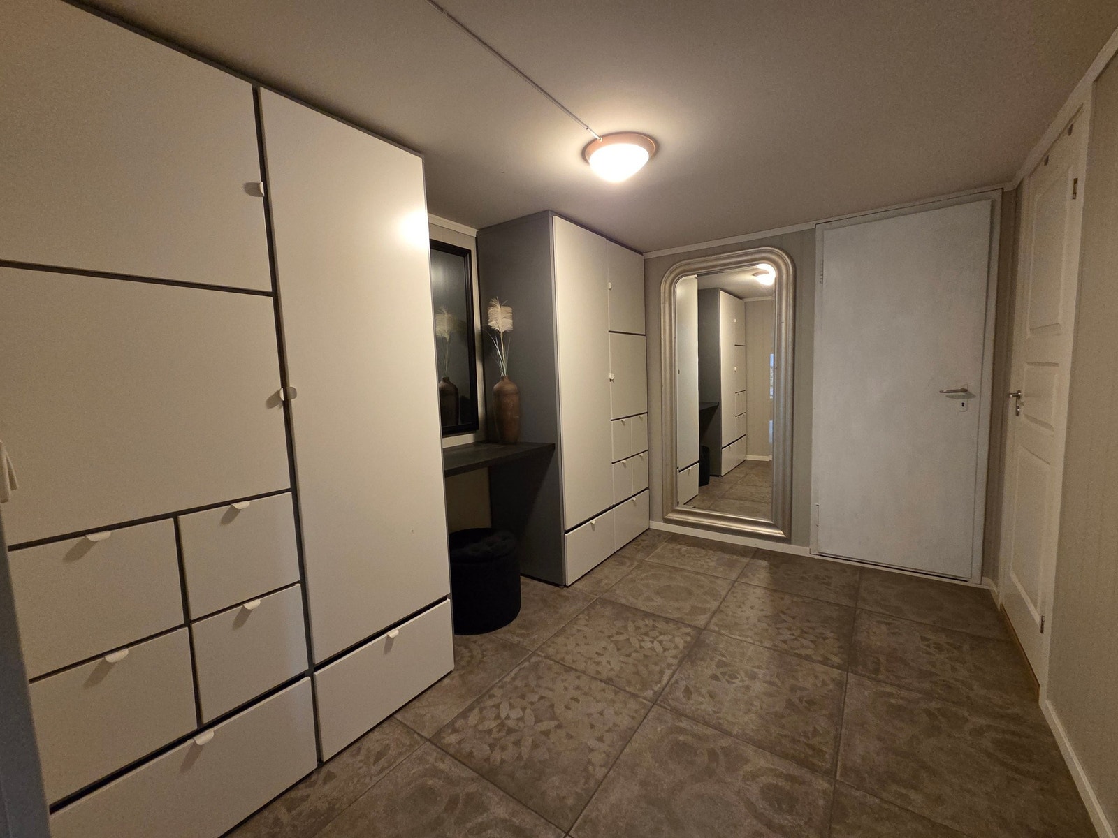 Hall/walk in (innredet) Galleribilde