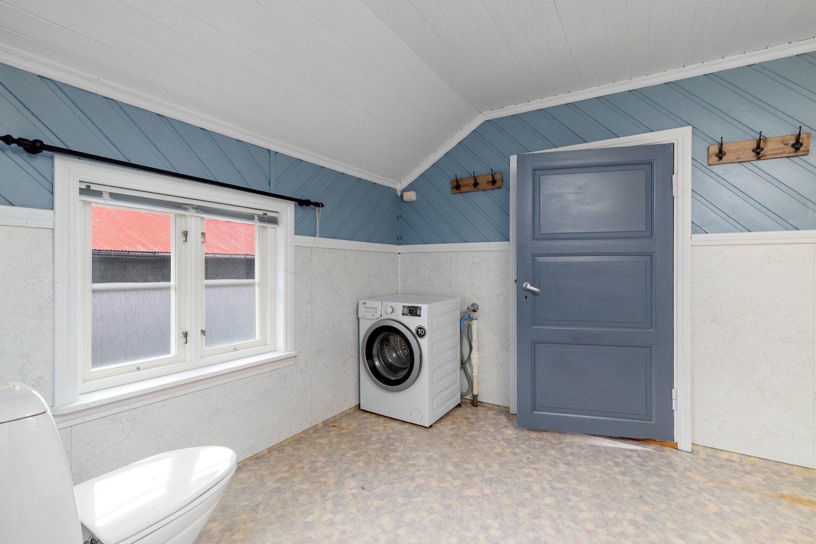 Bad med tilknyttning soverom. Galleribilde