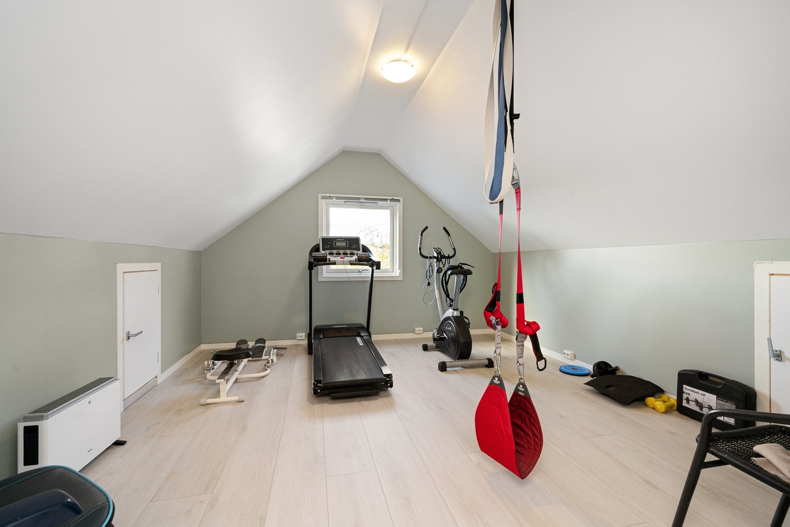 Loftet er benyttet som treningsrom Galleribilde