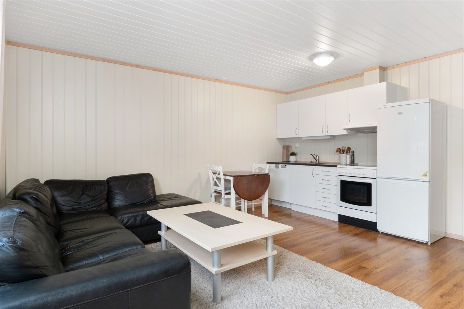 Open kjøkken og stove løysing Galleribilde