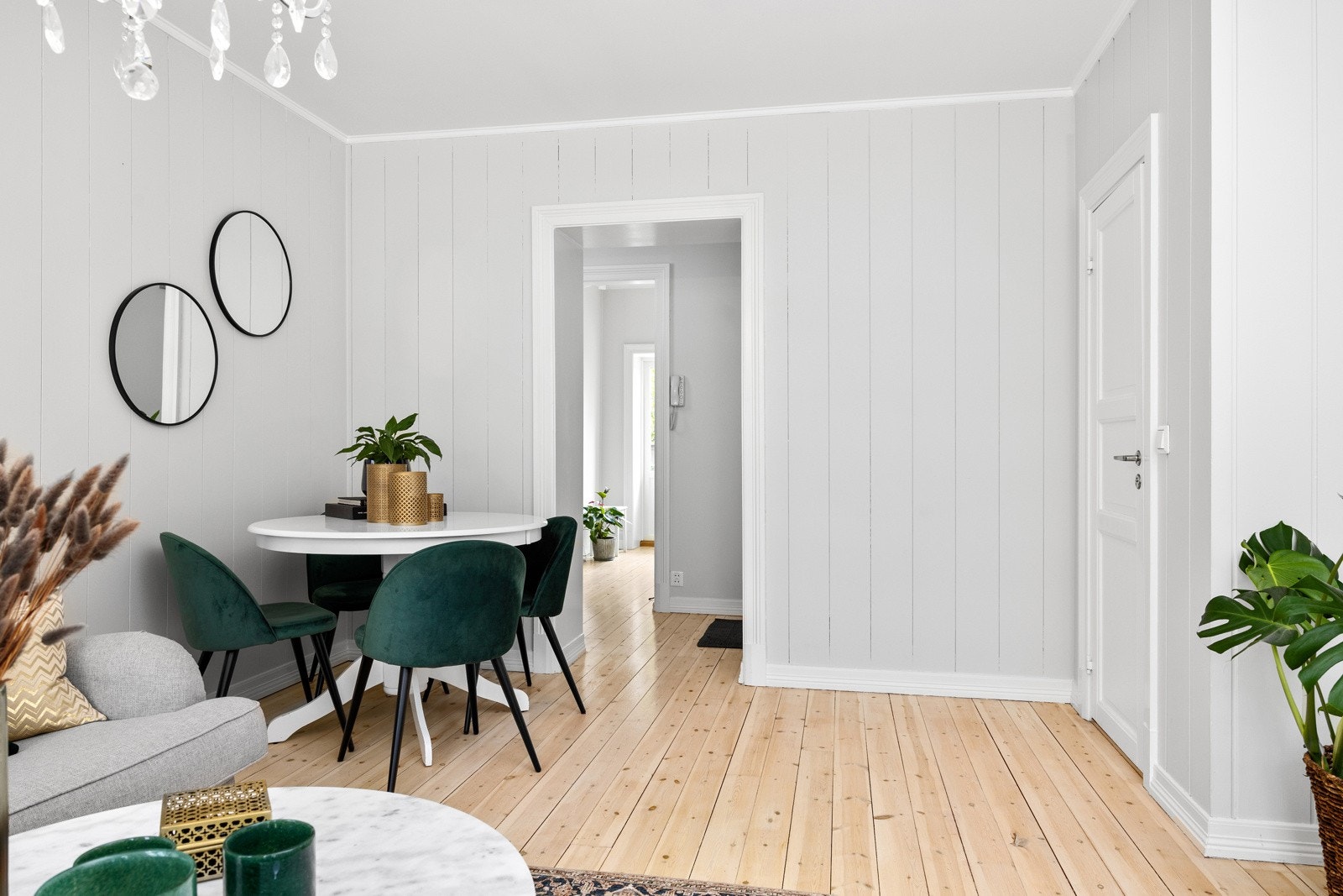 - Pipeløp i vegg med mulighet for montering av vedovn - Galleribilde