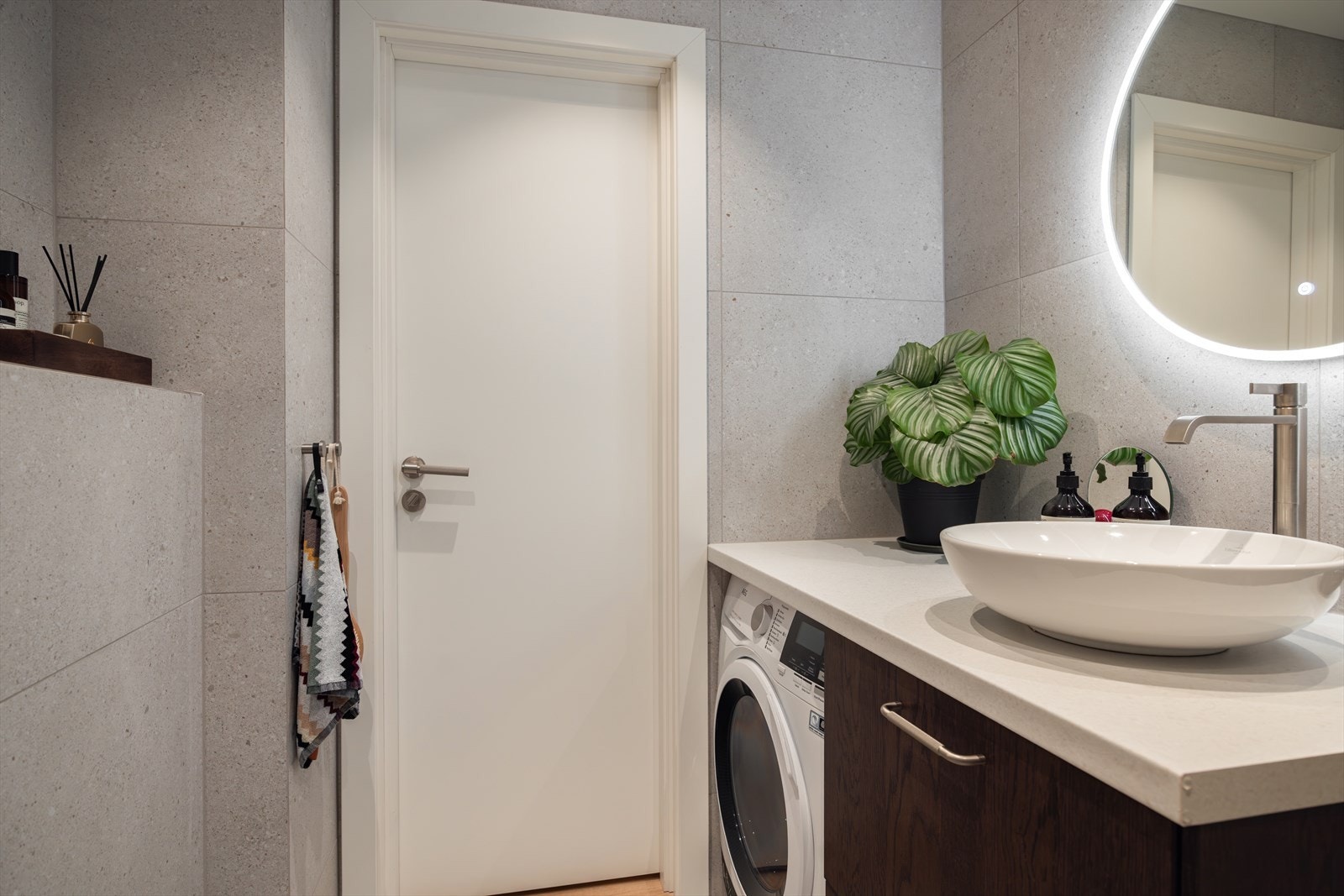 Dokumentasjon på baderom med full prosjektbeskrivelse foreligger. Galleribilde