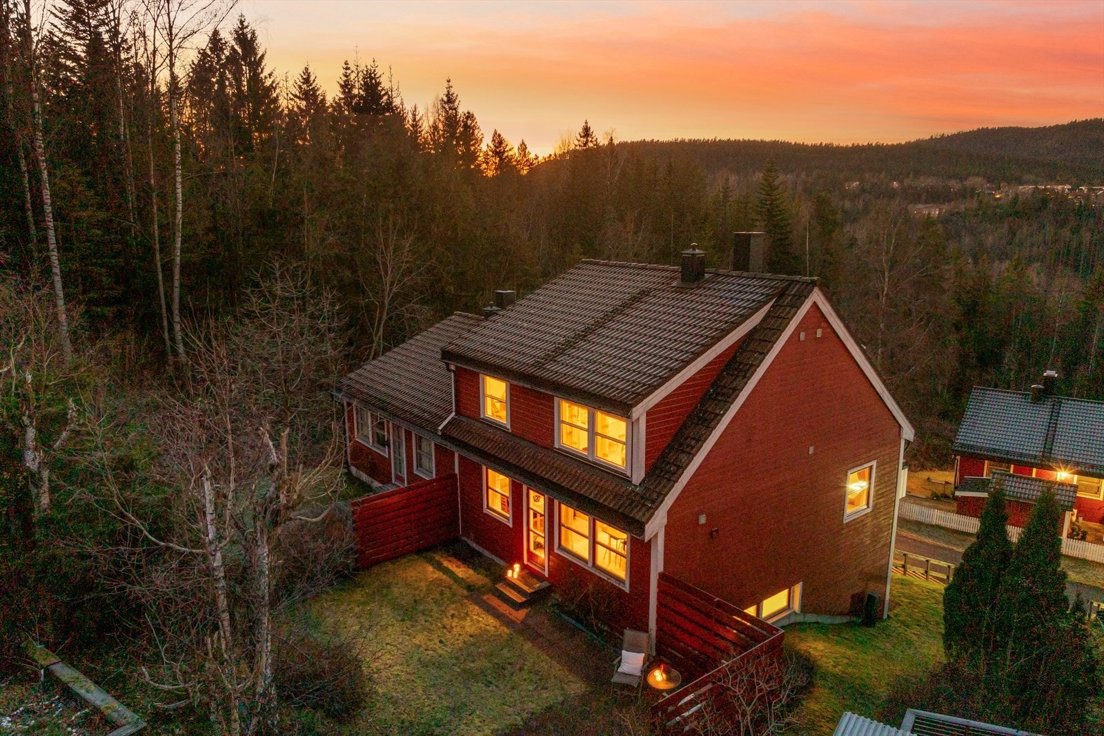 Boligen ligger i et meget barnevennlig og hyggelig nabolag Galleribilde