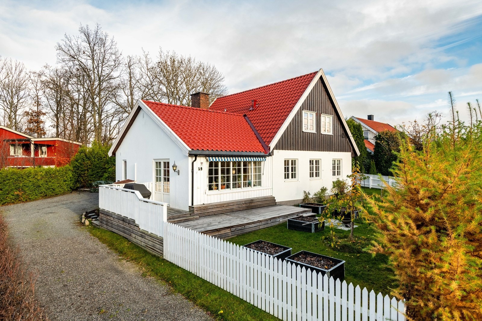 Velkommen til Knipleveien 59, presentert av Ardiana Gashi v/Dnb Eiendom! Galleribilde