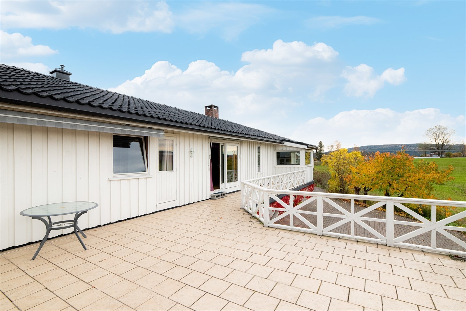 Her er det for plass for utemøblement og grill. Galleribilde