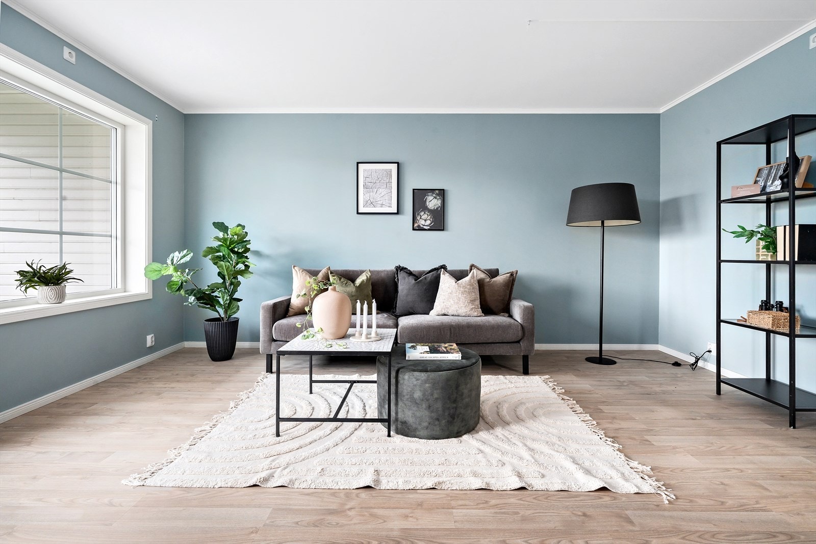 Alt innvendig er moderne, med lekre material- og fargevalg. Galleribilde