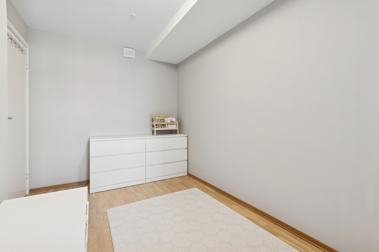 Soverom nr. 2. Galleribilde