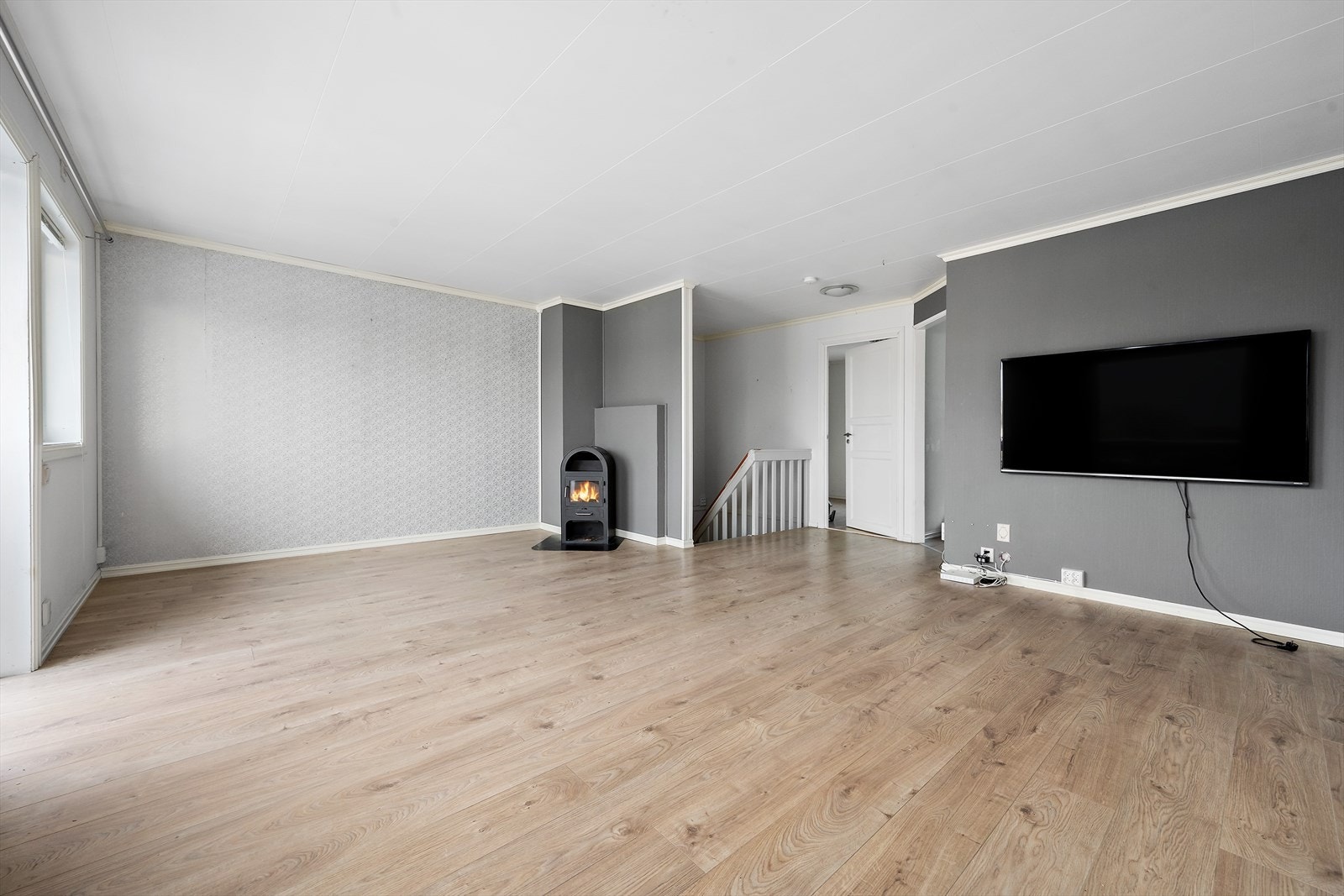 Det er vedovn i stue Galleribilde