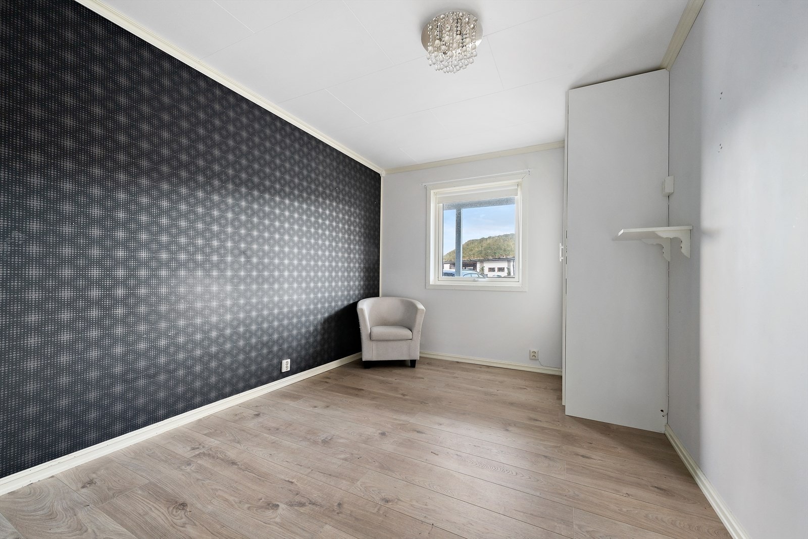 Ett av to soverom i u-etg. Galleribilde