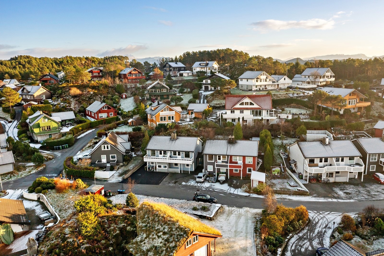 Boligområde nær skole og barnehage Galleribilde