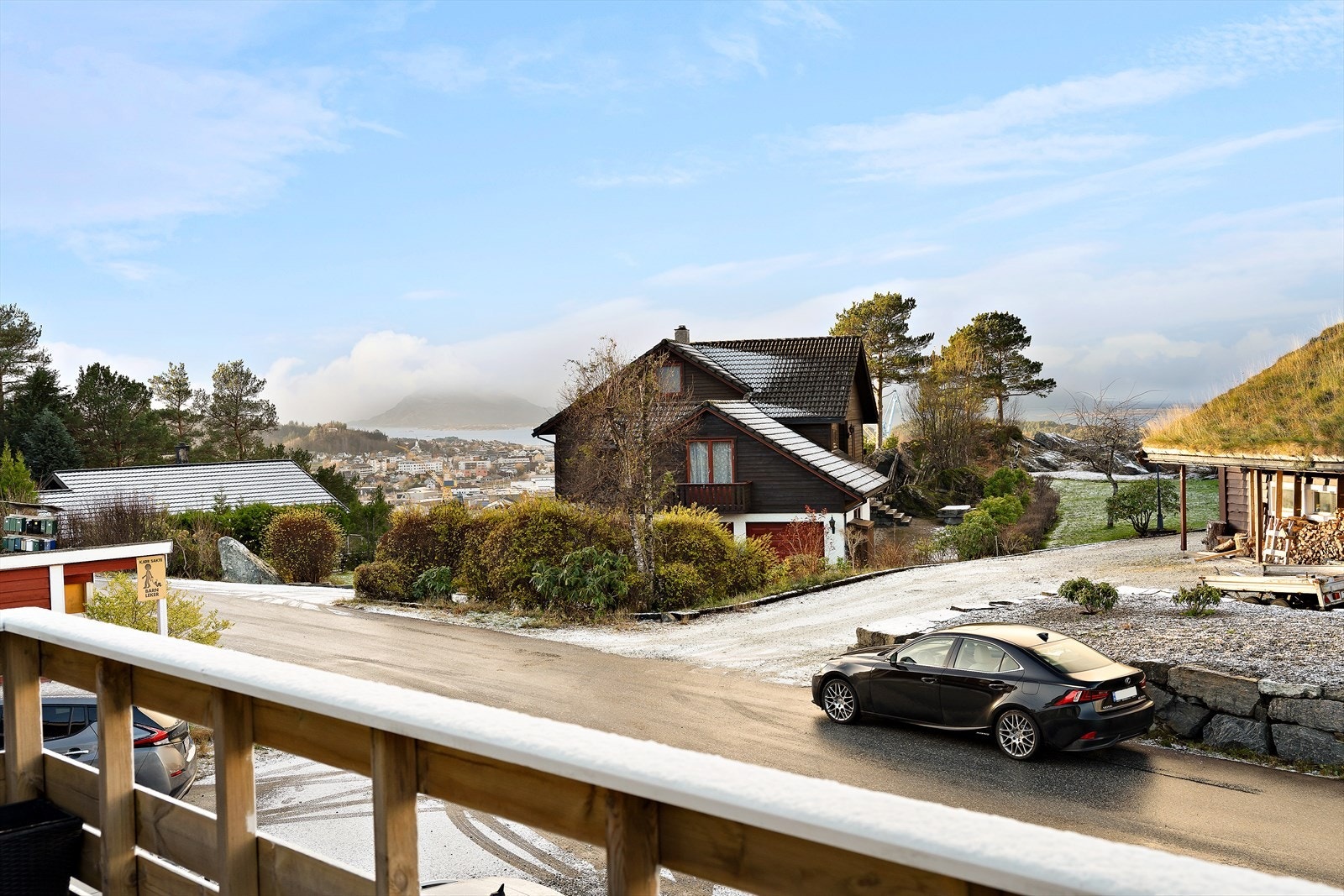 Noe utsikt fra altan Galleribilde